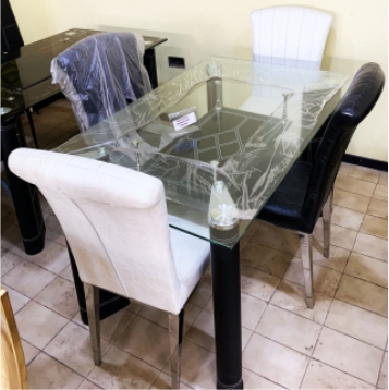 911 GLASS DINING TABLE